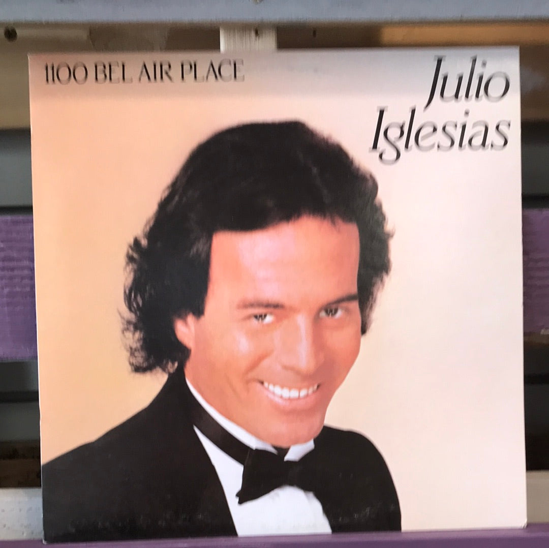 - Julio Iglesias - 1100 Bel Air Place - Vinyl Record -