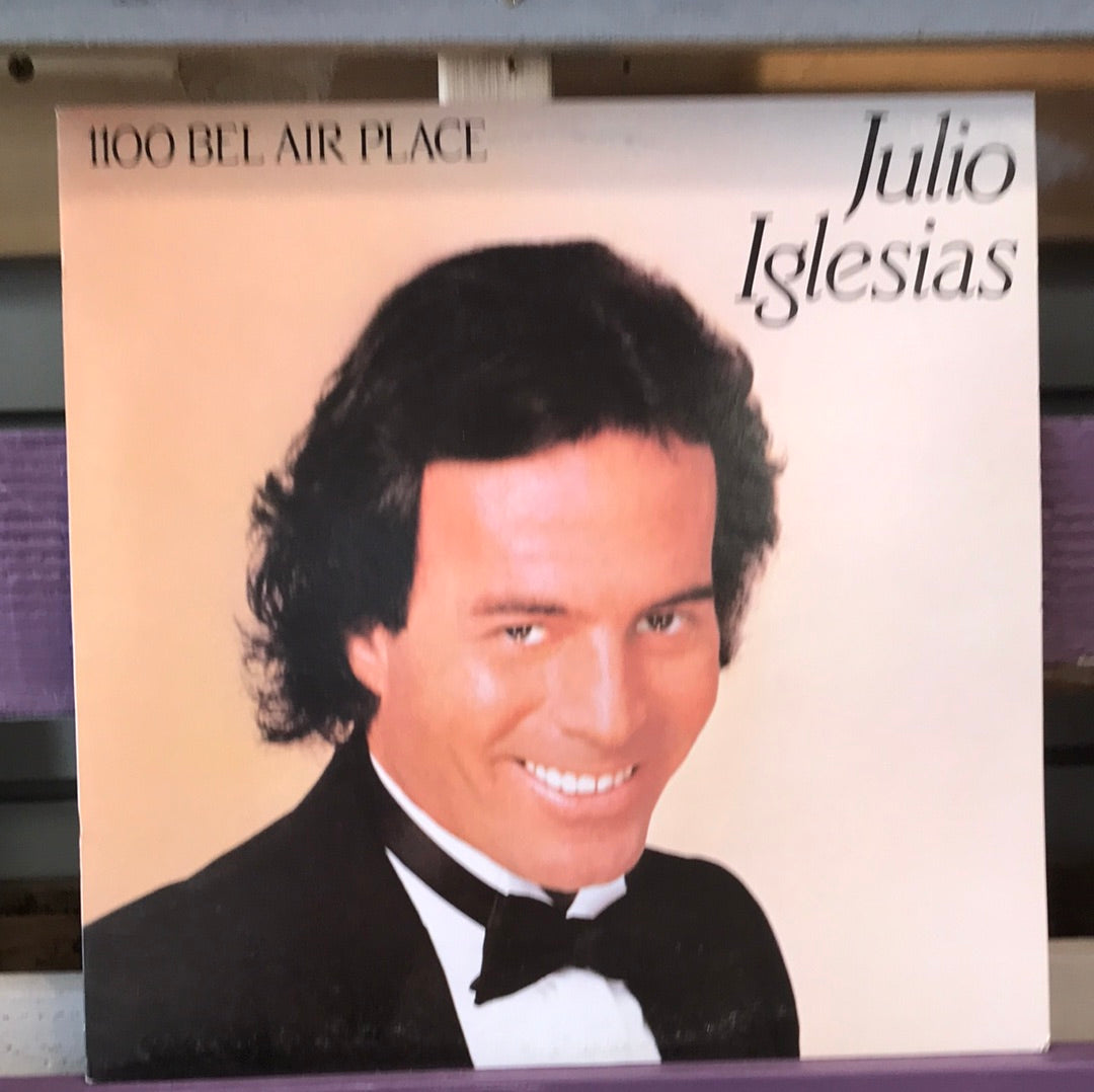 Julio Iglesias - 1100 Bel Air Place - Vinyl Record - 33